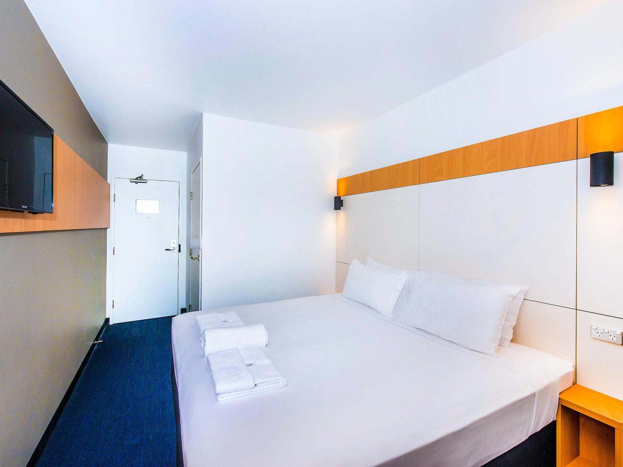 Ibis Budget - Casula Liverpool Eksteriør billede